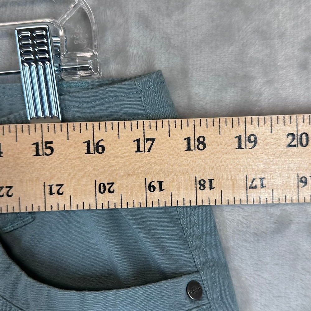 Kuhl Cargo Shorts Womens 14 Green Vintage Patina Dye Hiking Utility Outdoor - Picture 4 of 11